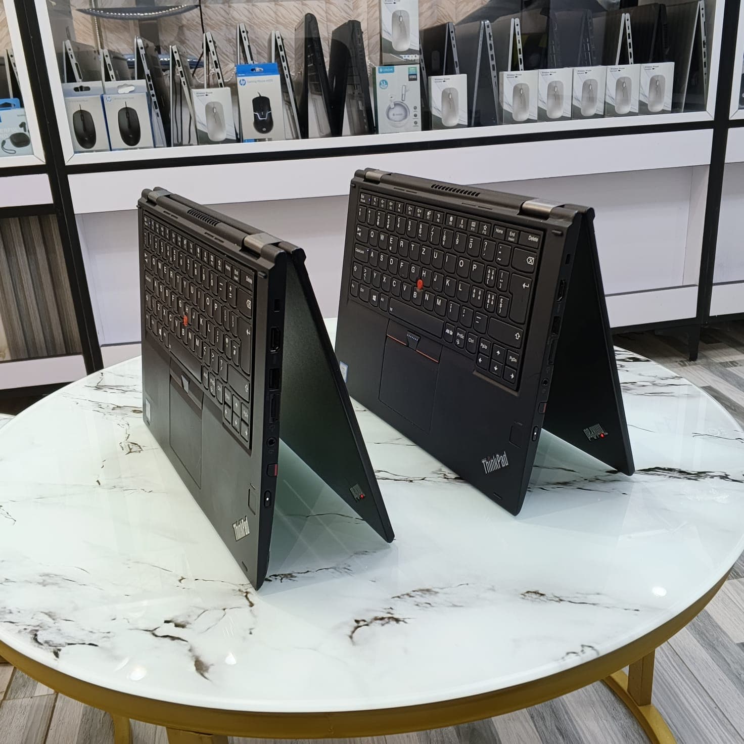 LENOVO THINKPAD X380 — view 1