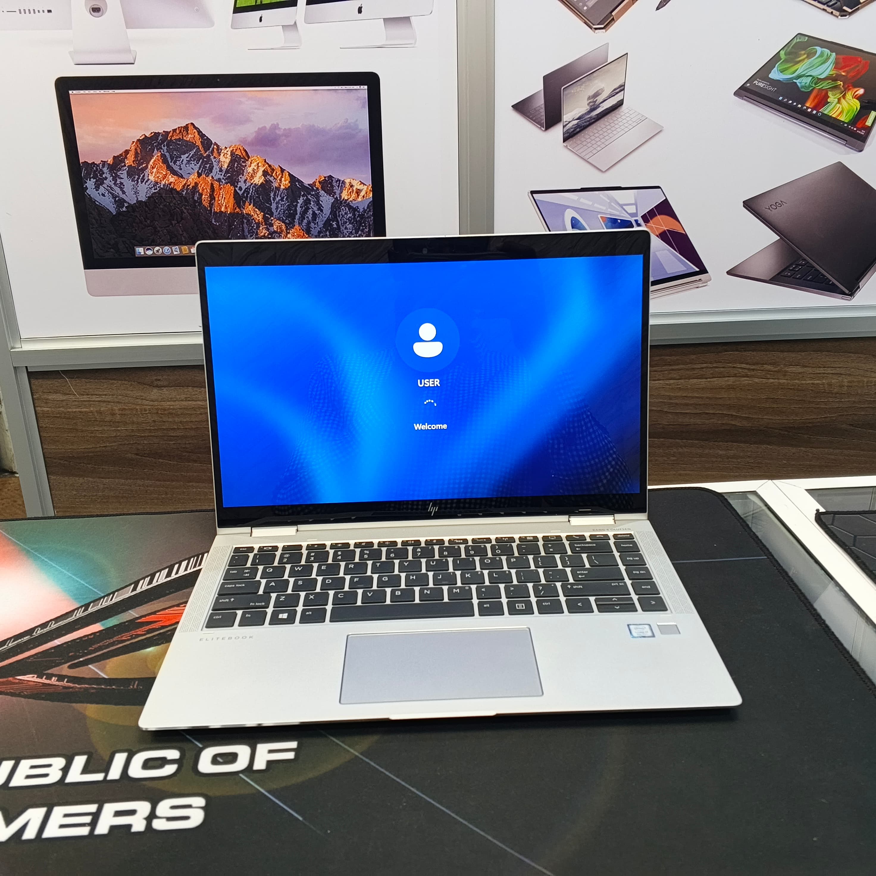 HP EliteBook 1040 G6 — view 1