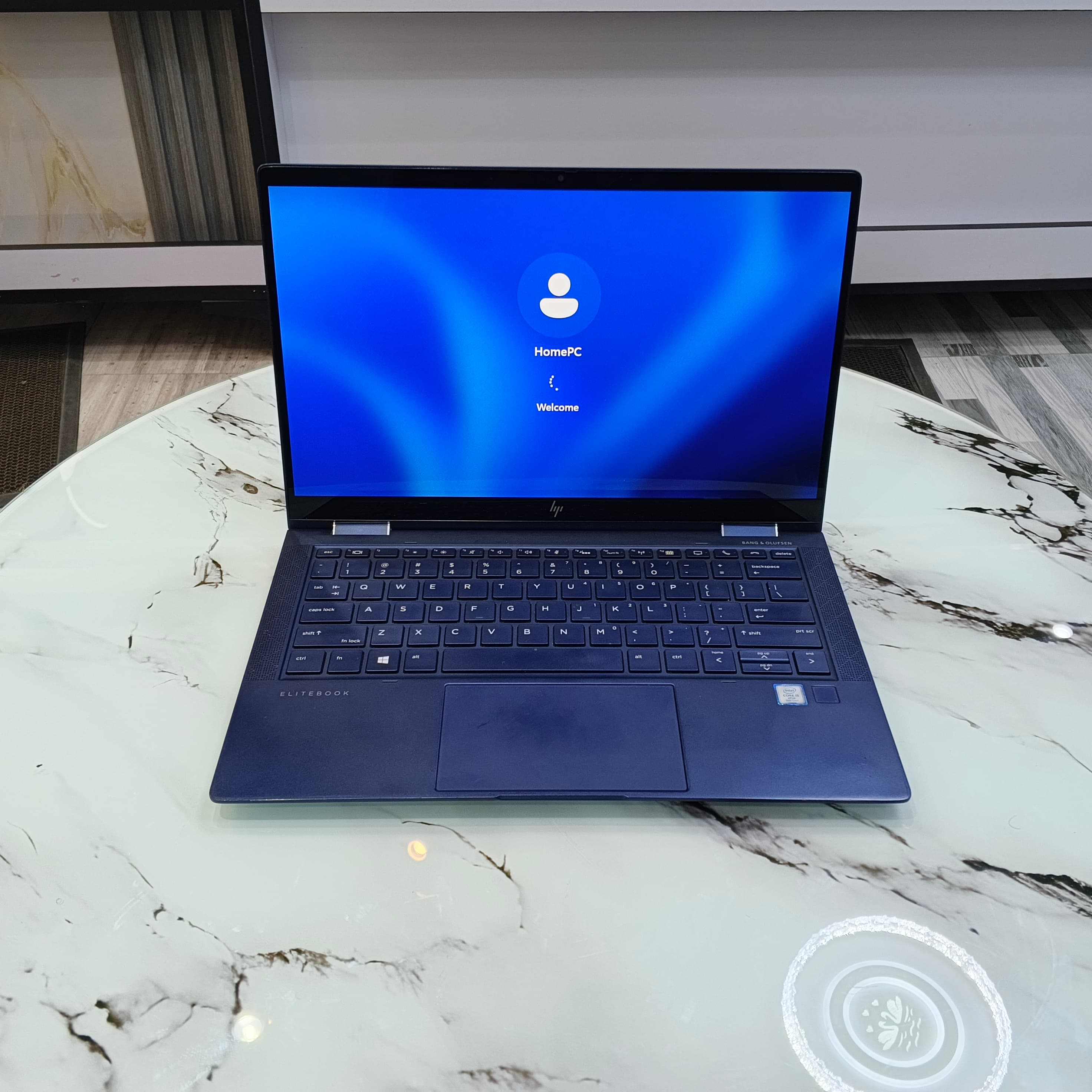 HP EliteBook Dragonfly — view 1